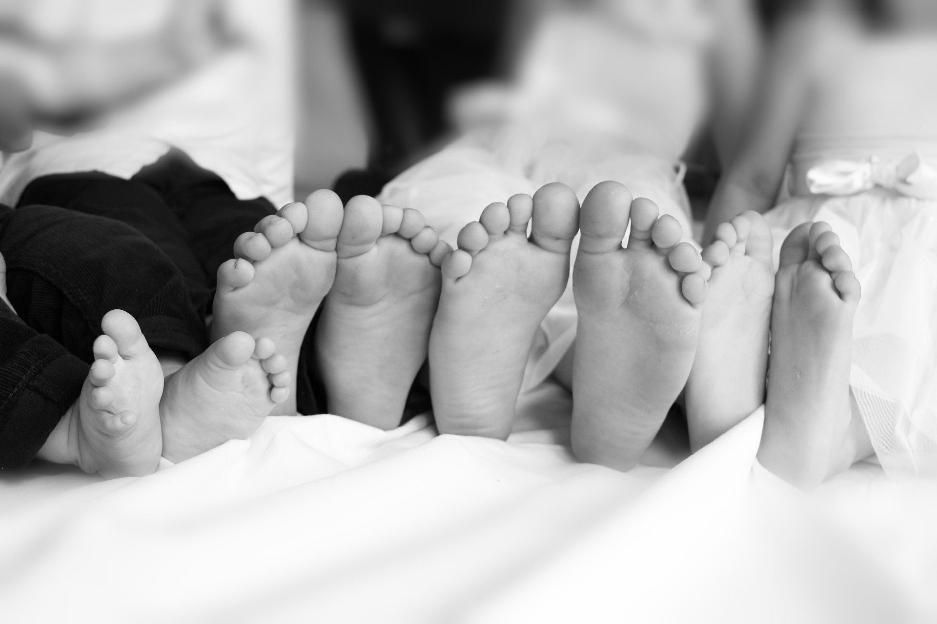 piedi di bambini